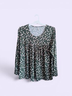 Relaxed Green Floral Long-Sleeve Tunic Top
